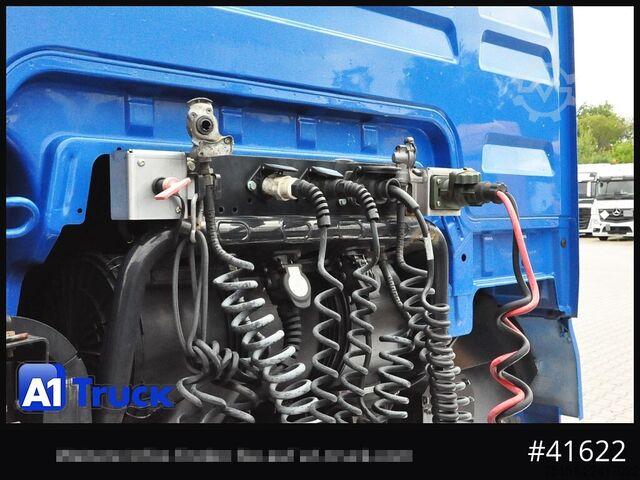 Vakio vetoauto MAN TGX 26.510 XXL , Lift/Lenkache, 50.000kg Zuggewicht