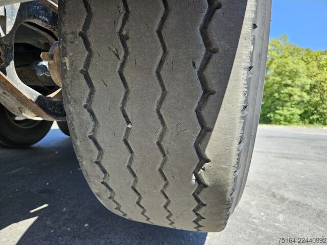 נגרר-מכולה עם הטפה CARNEHL CHKS/HH Stahlrundmulde / Gesteinsmulde
