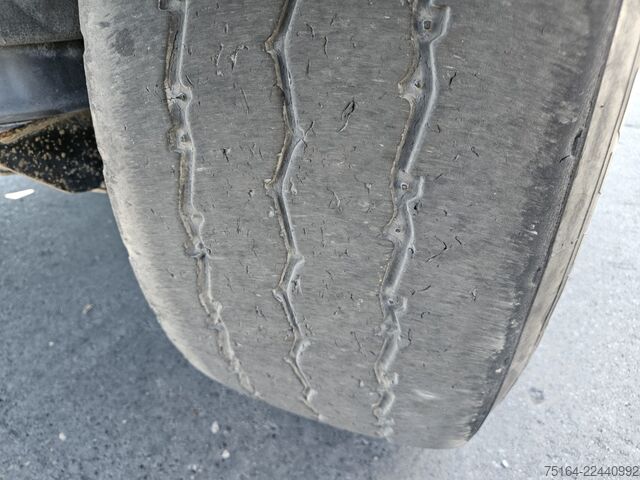 נגרר-מכולה עם הטפה CARNEHL CHKS/HH Stahlrundmulde / Gesteinsmulde