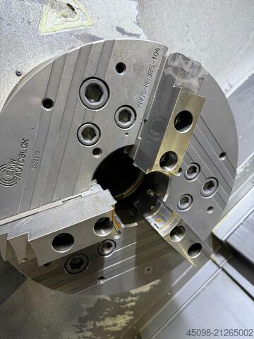 Centro de maquinagem universal Spinner TC800L 110MCY