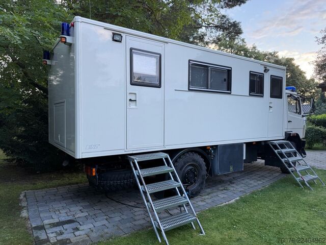 厢式货车 MERCEDES-BENZ 917 A 4x4 Allrad Einzelbereift 6m Koffer Klima