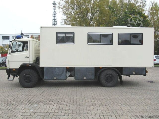 厢式货车 MERCEDES-BENZ 917 A 4x4 Allrad Einzelbereift 6m Koffer Klima