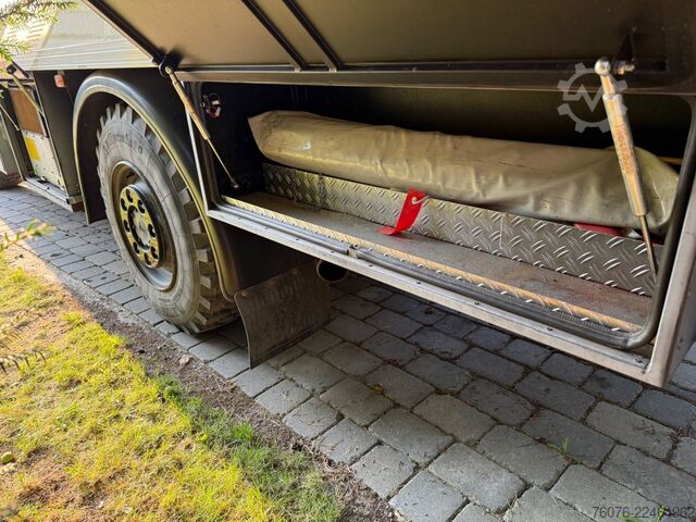 厢式货车 MERCEDES-BENZ 917 A 4x4 Allrad Einzelbereift 6m Koffer Klima