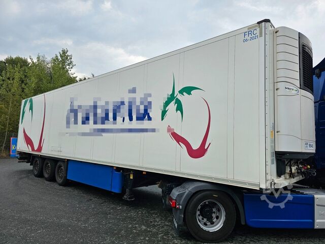 Poluprikolica hladnjača SCHMITZ CARGOBULL SKO24/L-13.4 FP 45-Liftachse-Palettenkasten-Blum
