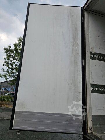 Poluprikolica hladnjača SCHMITZ CARGOBULL SKO24/L-13.4 FP 45-Liftachse-Palettenkasten-Blum
