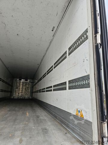 Poluprikolica hladnjača SCHMITZ CARGOBULL SKO24/L-13.4 FP 45-Liftachse-Palettenkasten-Blum