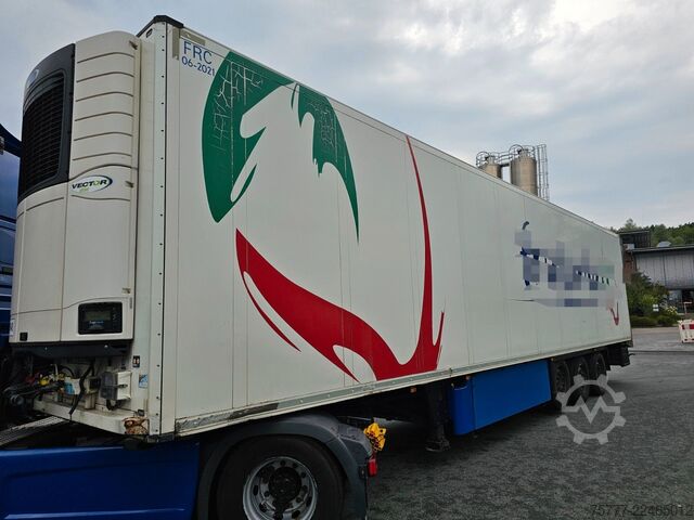 Poluprikolica hladnjača SCHMITZ CARGOBULL SKO24/L-13.4 FP 45-Liftachse-Palettenkasten-Blum