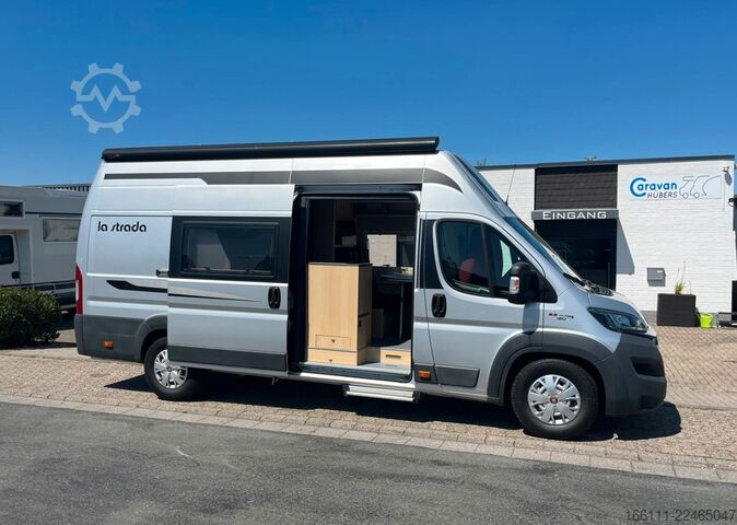 Autocaravana LA STRADA Avanti EB - tiefe Einzelbetten -  - Solar