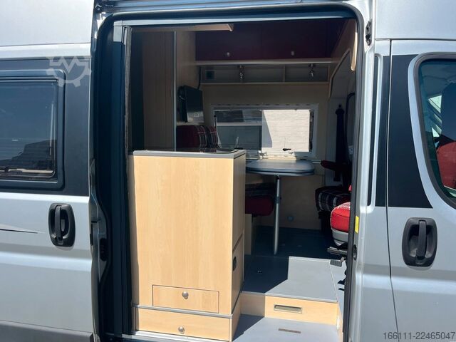 Autocaravana LA STRADA Avanti EB - tiefe Einzelbetten -  - Solar