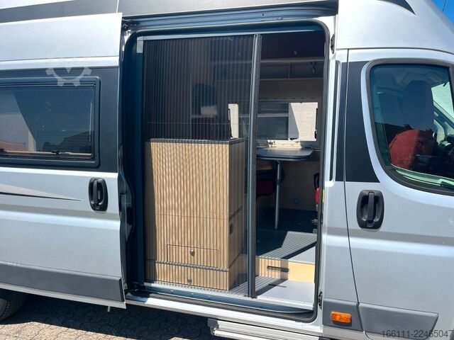 Autocaravana LA STRADA Avanti EB - tiefe Einzelbetten -  - Solar