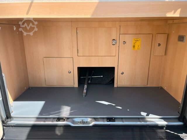Autocaravana LA STRADA Avanti EB - tiefe Einzelbetten -  - Solar