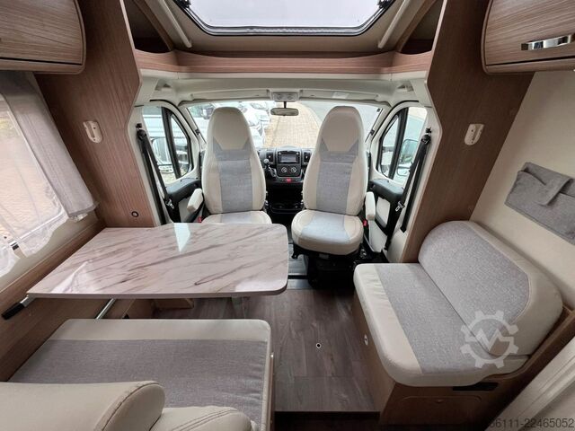 Autocaravana semi-integrada CARADO T 334 - Hub/Einzelbetten -  - Klima