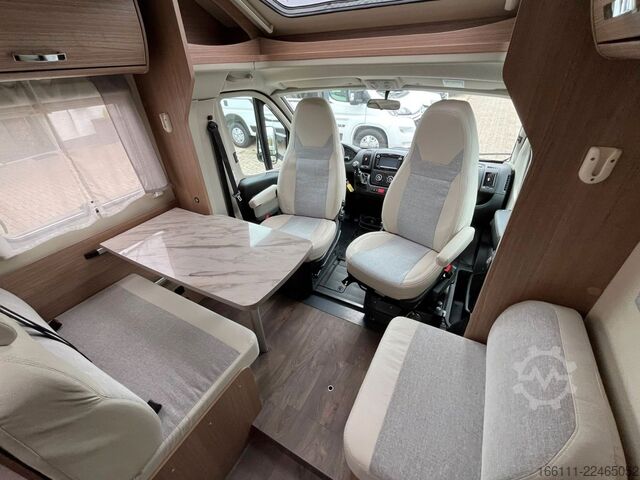 Autocaravana semi-integrada CARADO T 334 - Hub/Einzelbetten -  - Klima
