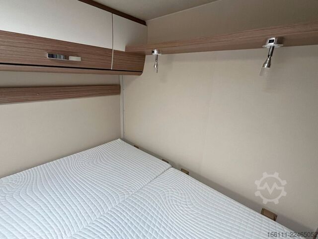 Autocaravana semi-integrada CARADO T 334 - Hub/Einzelbetten -  - Klima