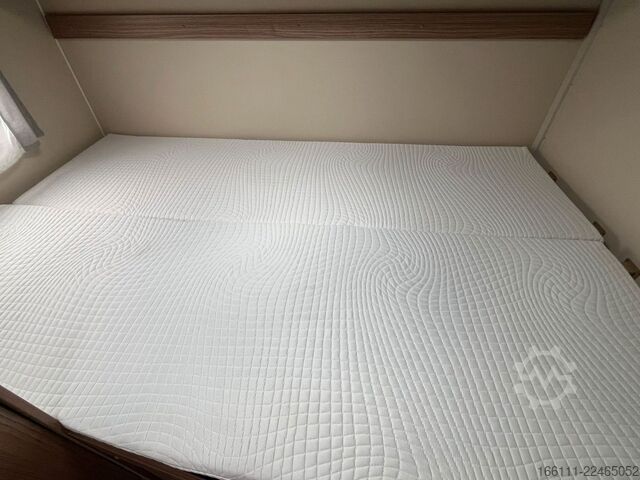 Autocaravana semi-integrada CARADO T 334 - Hub/Einzelbetten -  - Klima