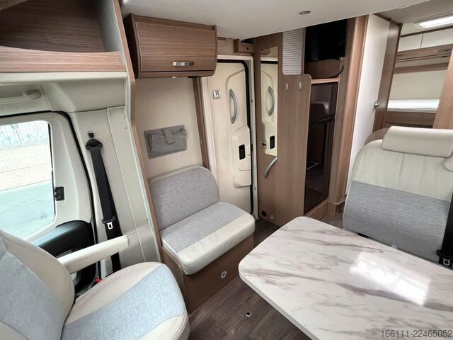 Camper semintegrato CARADO T 334 - Hub/Einzelbetten -  - Klima