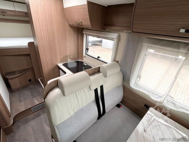 Camper semintegrato CARADO T 334 - Hub/Einzelbetten -  - Klima