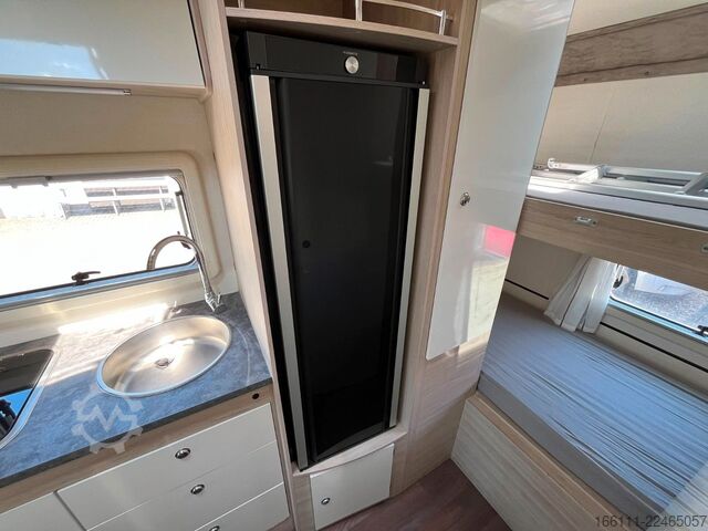 Camper semintegrato ILUSION XMK 760 - Hubbett - Etagenbetten - Klima - Solar
