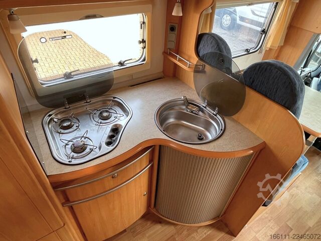 Camper mansardato LMC Liberty A 698 G - Festbett - Klima - Markise -