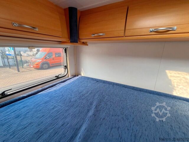 Camper mansardato LMC Liberty A 698 G - Festbett - Klima - Markise -