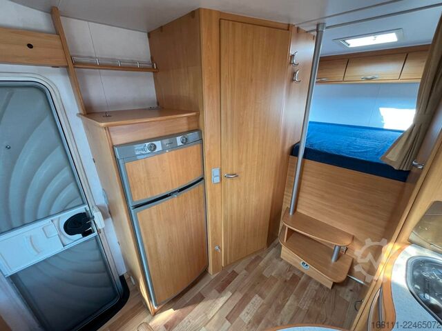 Camper mansardato LMC Liberty A 698 G - Festbett - Klima - Markise -