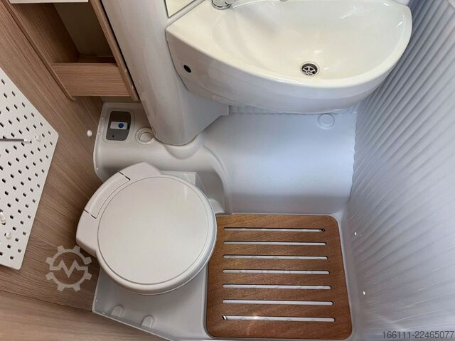 Camper semintegrato SUNLIGHT Aktive T 67 - Hub/Einzelbetten - auto/Sat/TV -