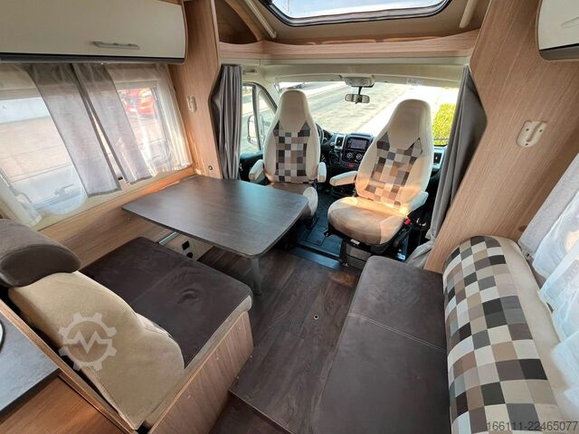 Camper semintegrato SUNLIGHT Aktive T 67 - Hub/Einzelbetten - auto/Sat/TV -