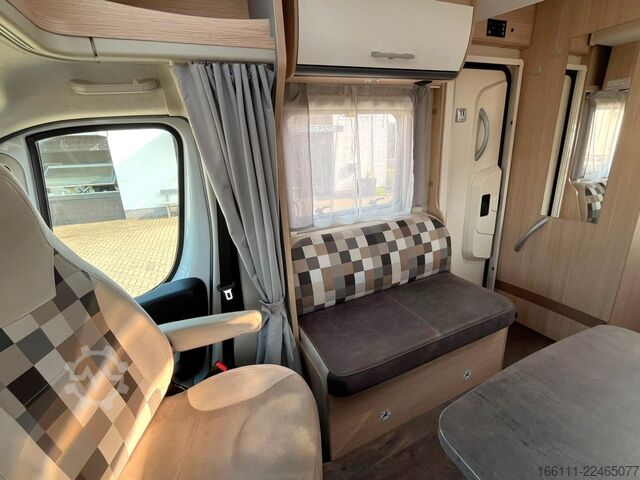 Camper semintegrato SUNLIGHT Aktive T 67 - Hub/Einzelbetten - auto/Sat/TV -
