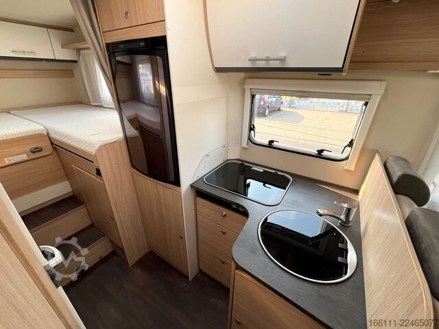 Camper semintegrato SUNLIGHT Aktive T 67 - Hub/Einzelbetten - auto/Sat/TV -