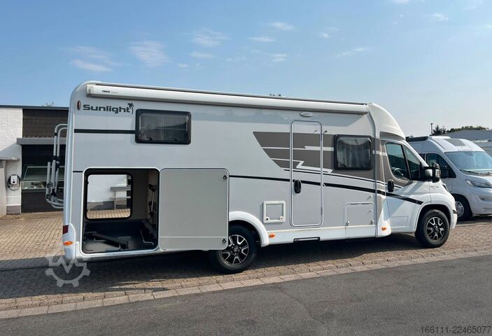 Camper semintegrato SUNLIGHT Aktive T 67 - Hub/Einzelbetten - auto/Sat/TV -
