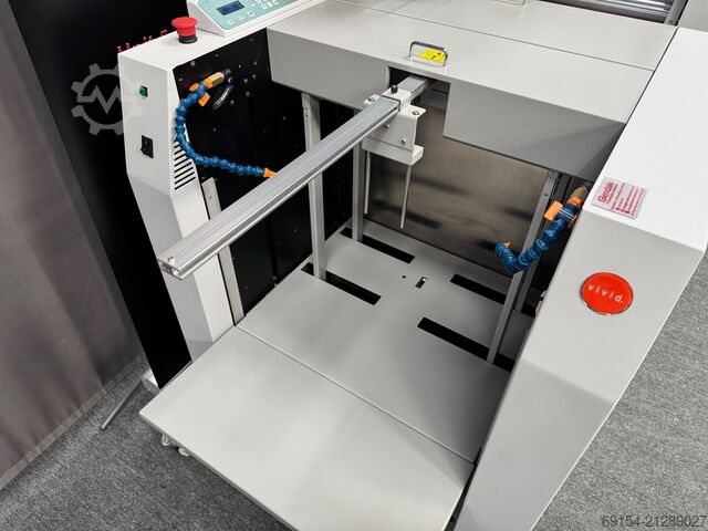 Laminator with OmniFlow Sheet Feeder Vivid Matrix 530DP