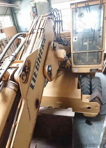 Hjulgraver anleggsmaskiner gravemaskiner Liebherr A 921 C