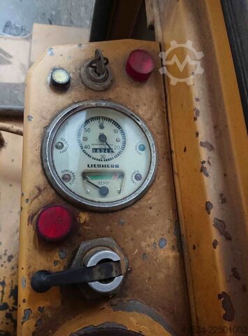 Hjulgraver anleggsmaskiner gravemaskiner Liebherr A 921 C