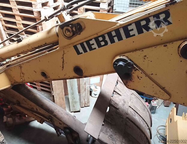 Hjulgraver anleggsmaskiner gravemaskiner Liebherr A 921 C