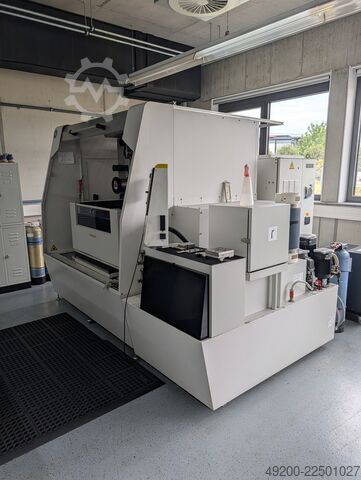 Mașină de eroziune cu fir FANUC ROBOCUT α-1iD