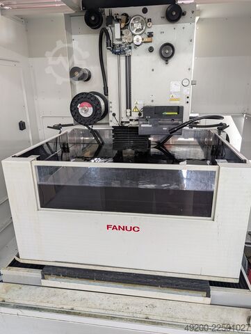 Mașină de eroziune cu fir FANUC ROBOCUT α-1iD