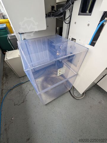 Mașină de eroziune cu fir FANUC ROBOCUT α-1iD