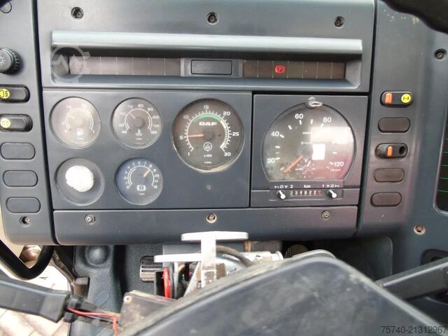 Camión grúa DAF CF 75.240 ATI + EURO 2 + HIAB 090 + 3SIDE TIPPER