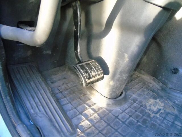 Šasija sa taksijem Volvo FH 380 + 6X2 + MANUAL