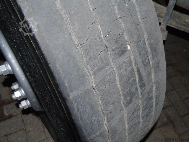 垃圾车 Renault Kerax 410DXI + 8X4 + MANUAL + SPRING