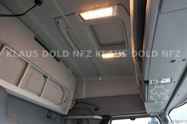 標準トラクターユニット RENAULT T 460 Retarder 2-Tank Kühlbox Euro 6