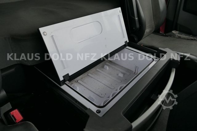 標準トラクターユニット RENAULT T 460 Retarder 2-Tank Kühlbox Euro 6