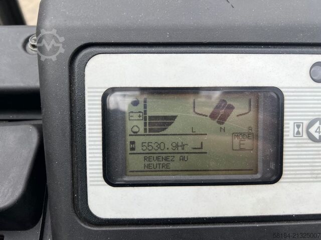 Električni viljuškar na 3 kotača Nissan A1N1E722601