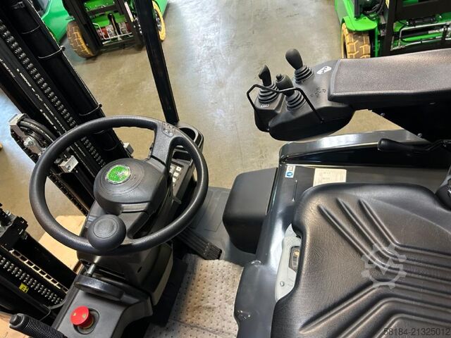 Električni viljuškar na 3 kotača Cesab B215 II Li-Ion