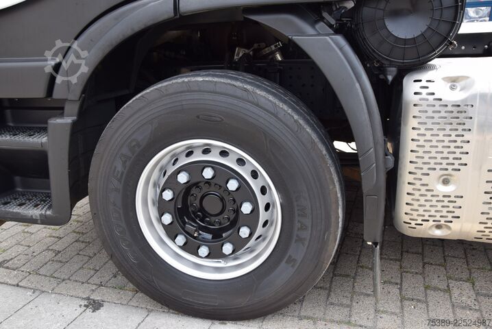 شاحنة قلابة Iveco Stralis 510 Highway HiabAbrollkipper 6X4