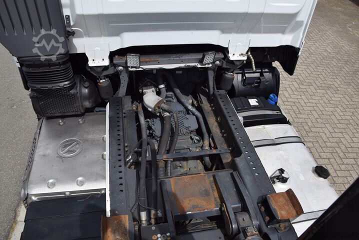 شاحنة قلابة Iveco Stralis 510 Highway HiabAbrollkipper 6X4