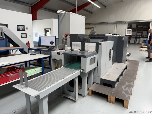 Paper cutting machine Horizon SmartStacker