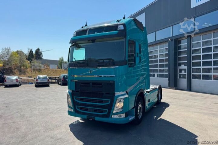Standardní tahač VOLVO FH-460 XXL 2x Tanks 1200L