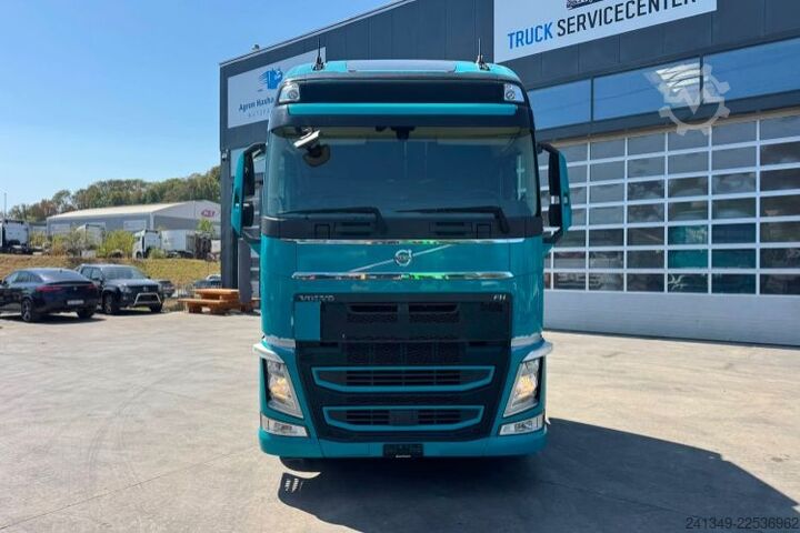 Standardní tahač VOLVO FH-460 XXL 2x Tanks 1200L