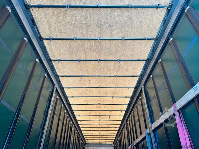 Otvorena poluprikolica s ceradom SCHMITZ CARGOBULL SCB*S3T MegaTrailer Curtainsider Edscha